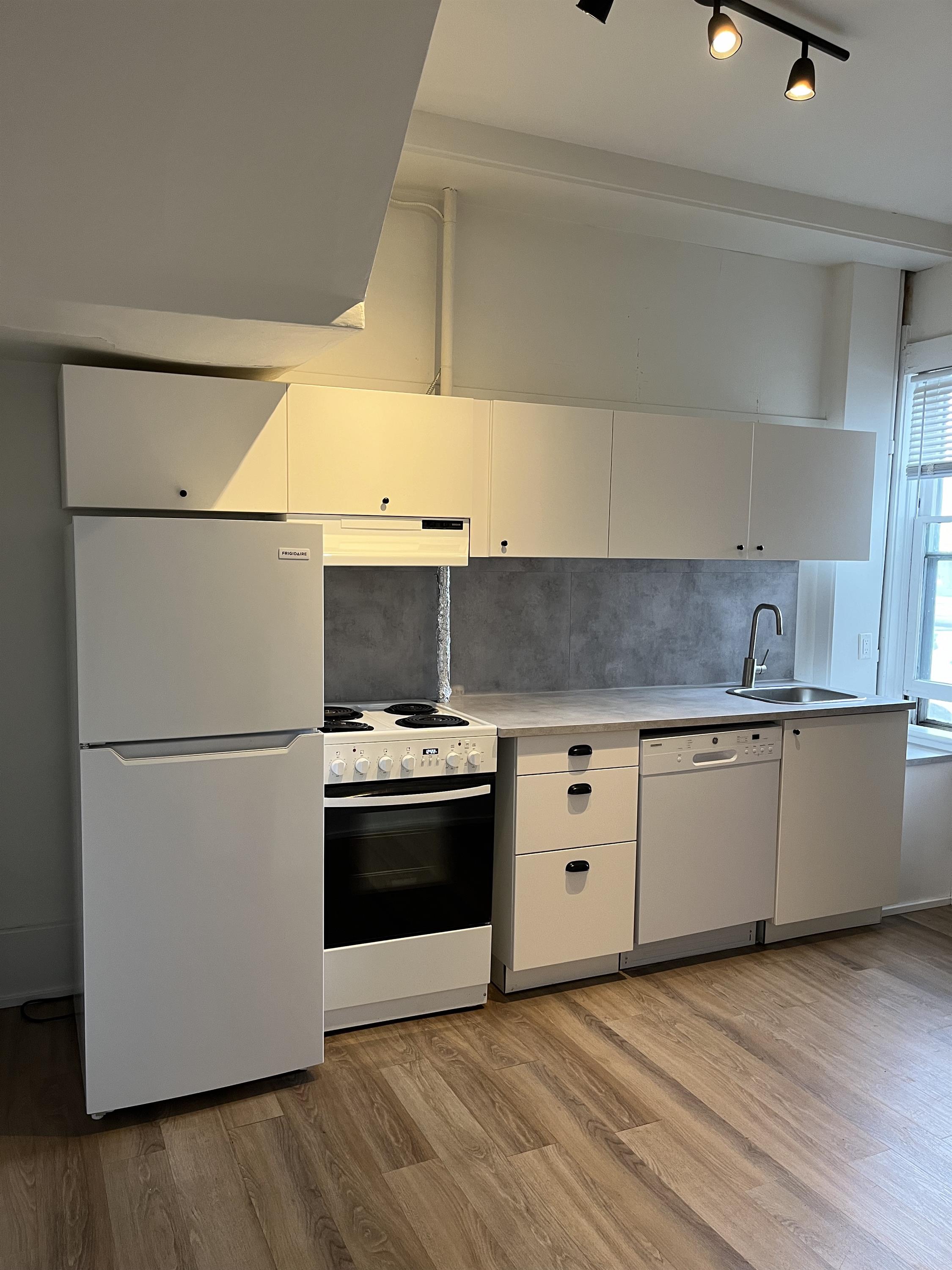 522 11th Street East - 2