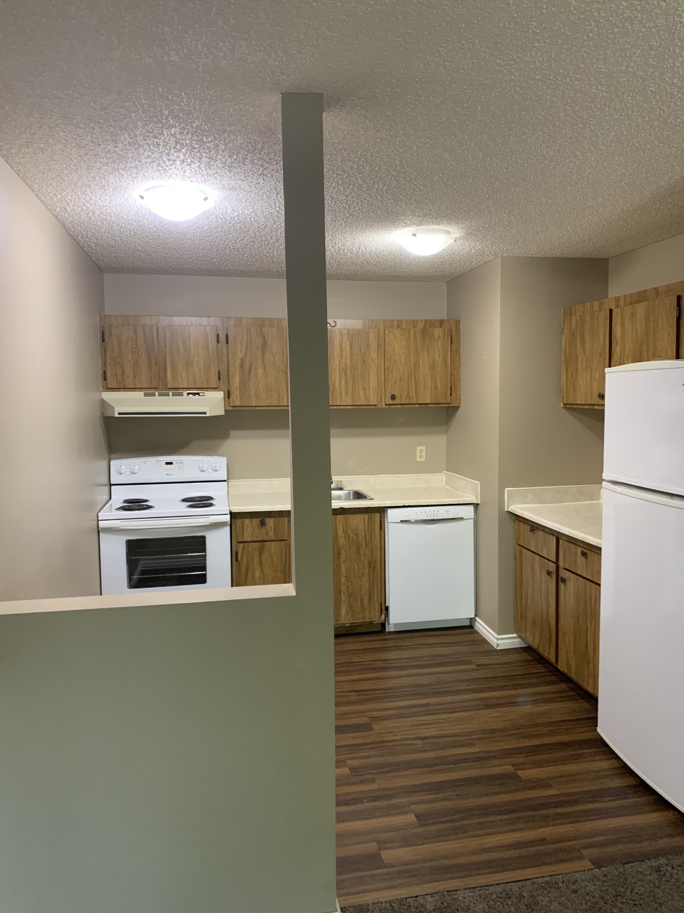 410 4th Avenue North - 406